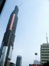 Один из самых оригинальных китайских красавцев-небоскребов
